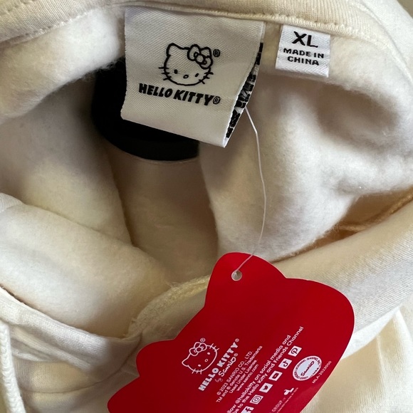 HELLO KITTY GRAPHIC HOODIE - Picture 8 of 9